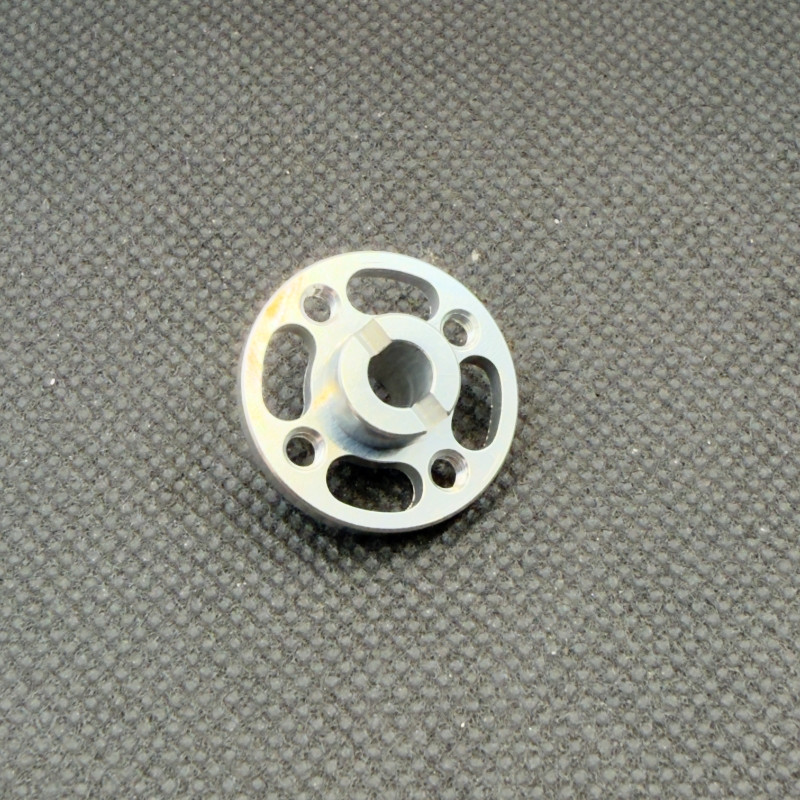 3Racing TB03-14 Aluminium Spur Gear Adaptor